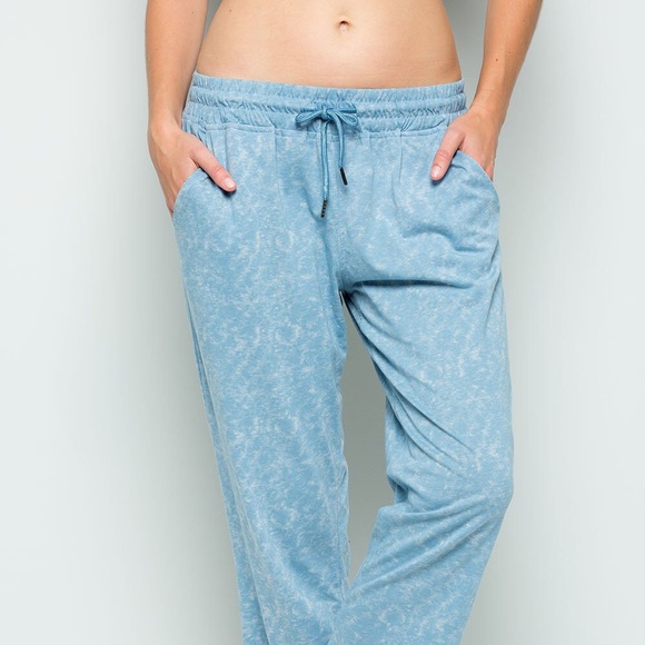 Comfy Loungewear Set - Picture 4 of 7